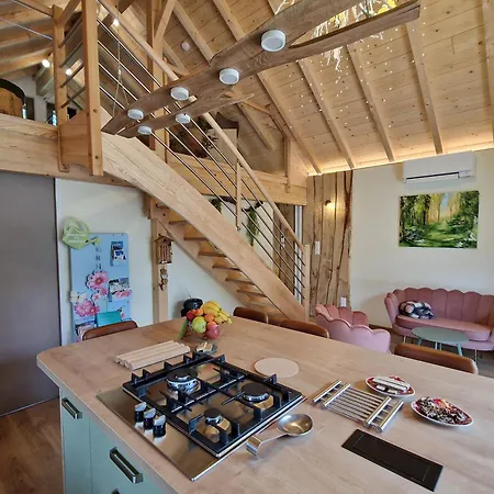 Prázdninový dům Ecoresponsable Le Ptit Nid Sous Le Chene